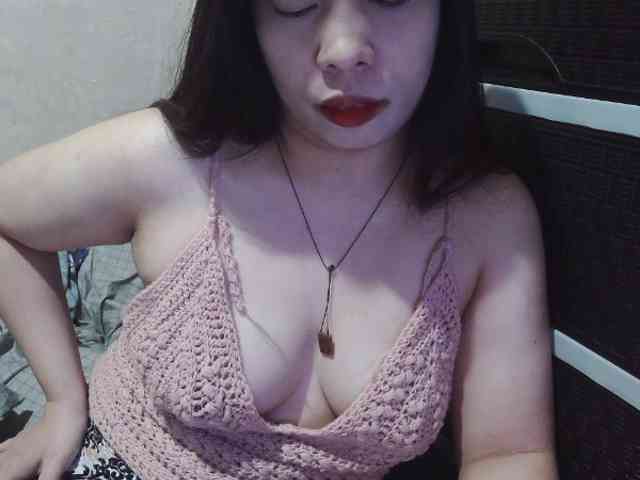 Cassiee webcam
