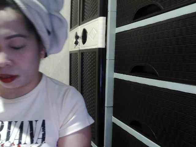 Cassiee webcam