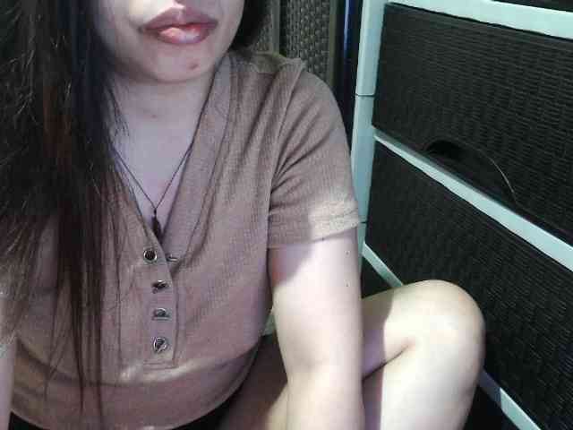 Cassiee webcam