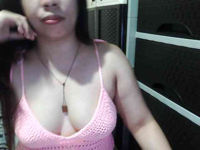 Cassiee webcam