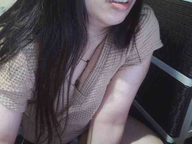 Cassiee webcam