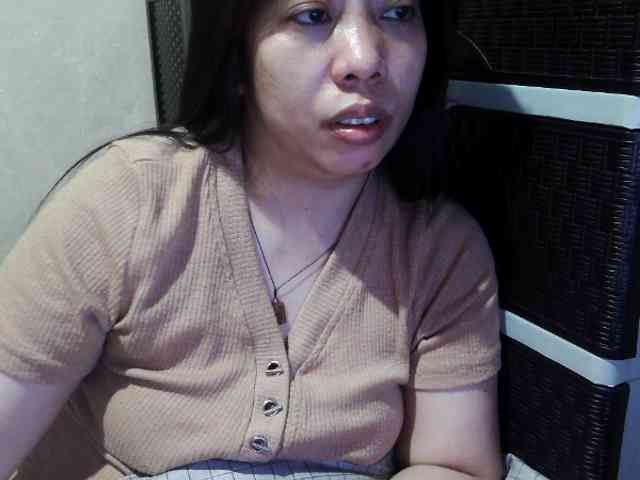 Cassiee webcam
