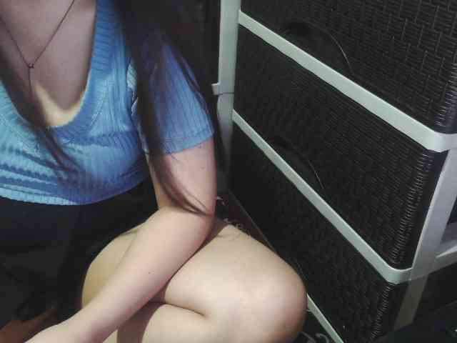 Cassiee webcam