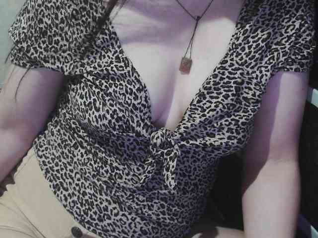 Cassiee webcam