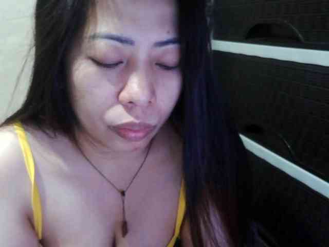 Cassiee webcam