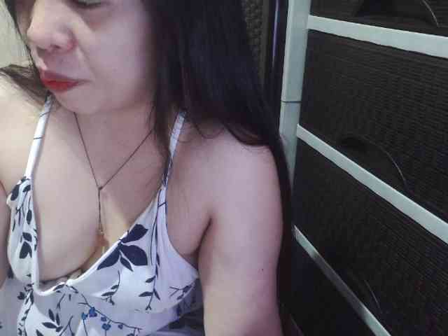 Cassiee webcam