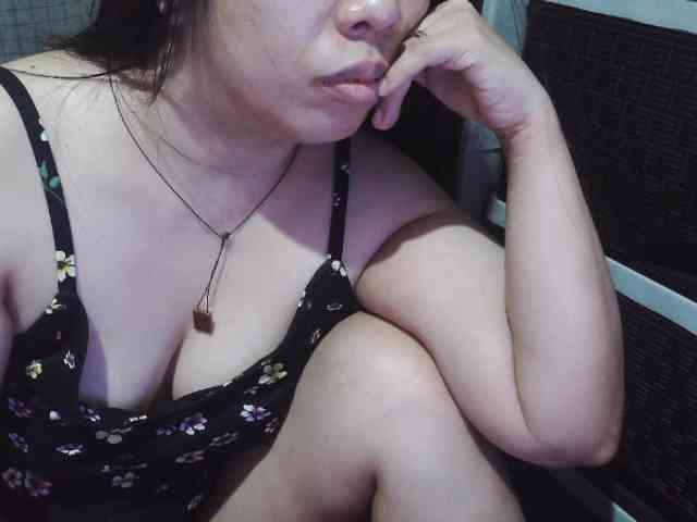 Cassiee webcam