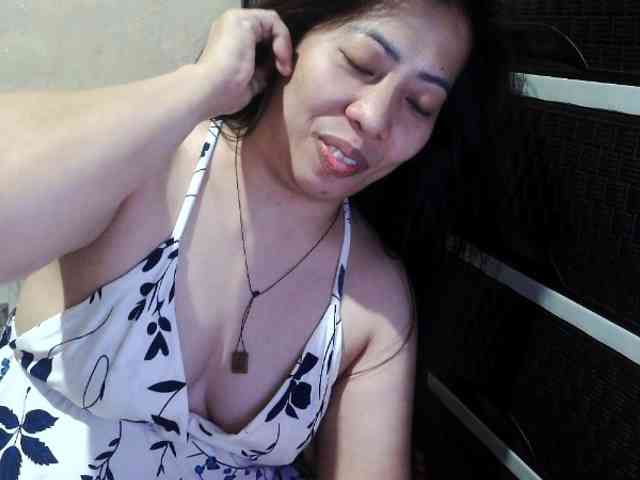 Cassiee webcam