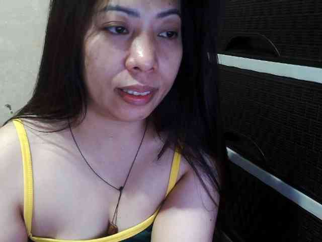 Cassiee webcam