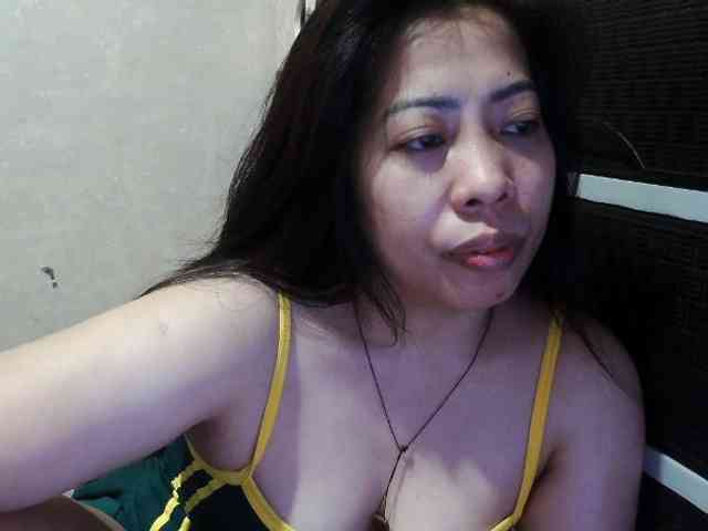 Cassiee webcam