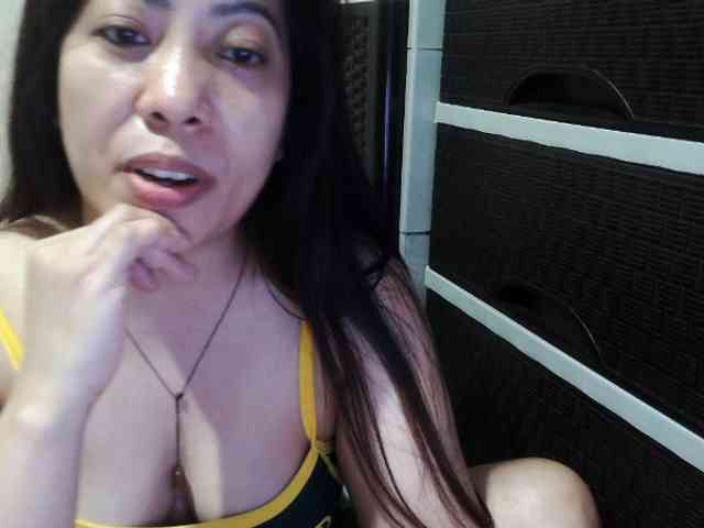Cassiee webcam