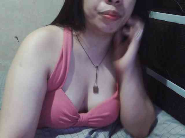 Cassiee webcam
