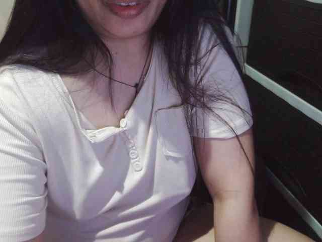 Cassiee webcam