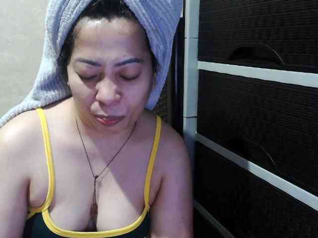 Cassiee webcam