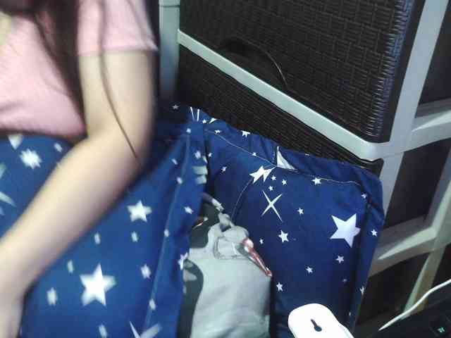 Cassiee webcam