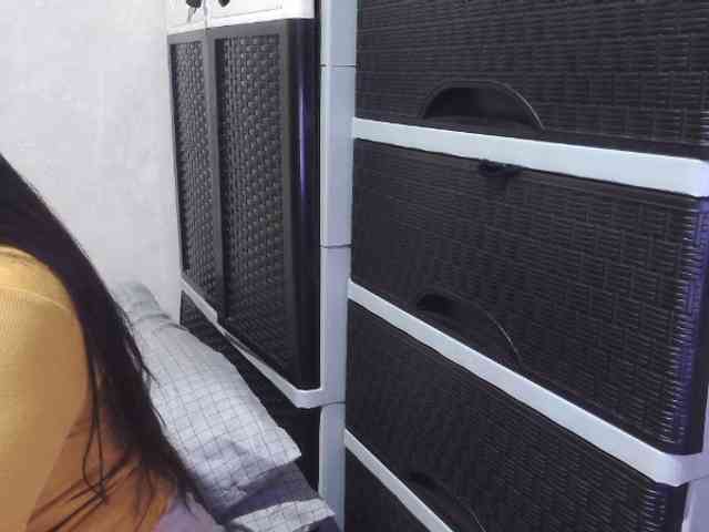 Cassiee webcam