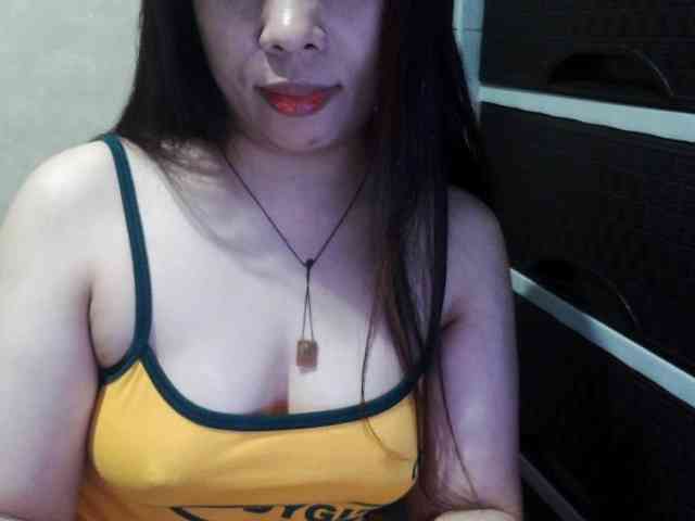 Cassiee webcam