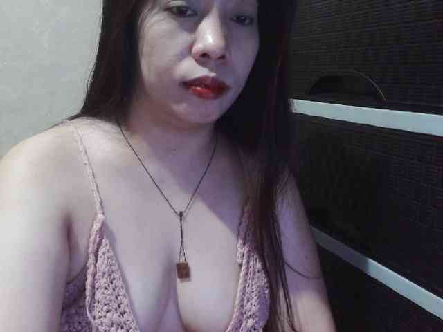 Cassiee webcam