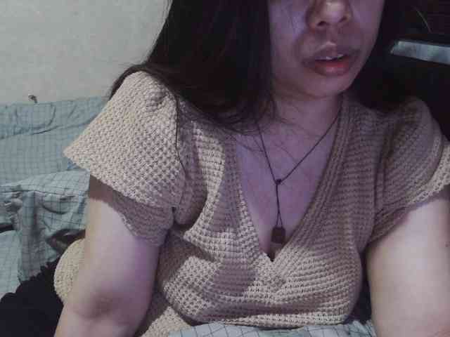 Cassiee webcam