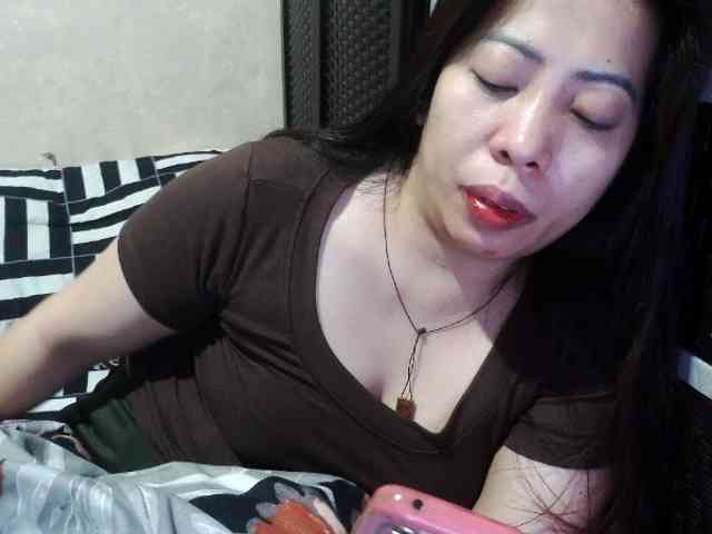 Cassiee webcam
