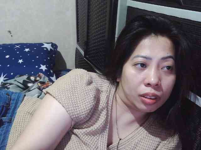 Cassiee webcam