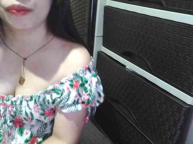 Cassiee webcam