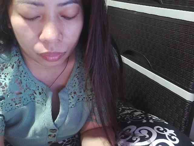 Cassiee webcam