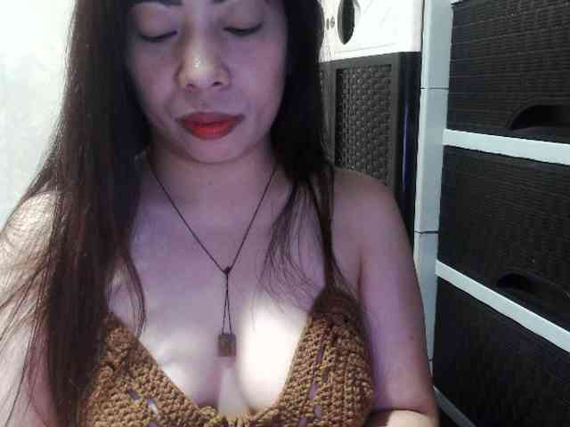 Cassiee webcam