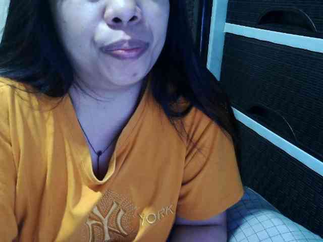 Cassiee webcam