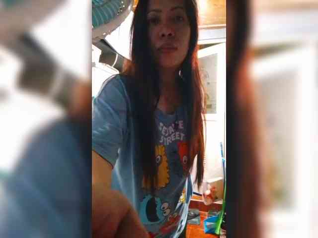 Cassiee webcam