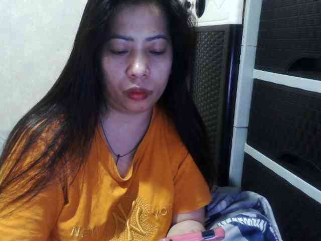 Cassiee webcam