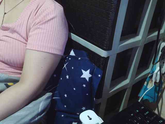 Cassiee webcam