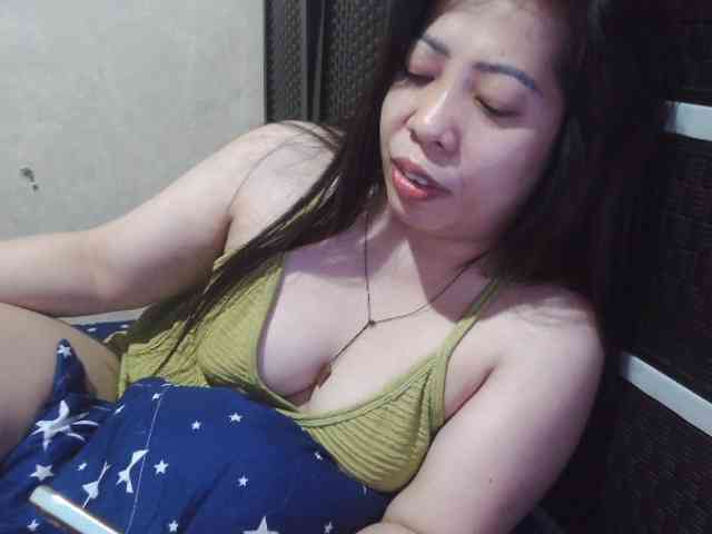 Cassiee webcam