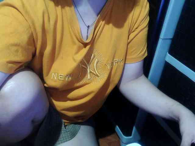 Cassiee webcam