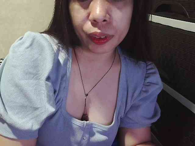 Cassiee webcam