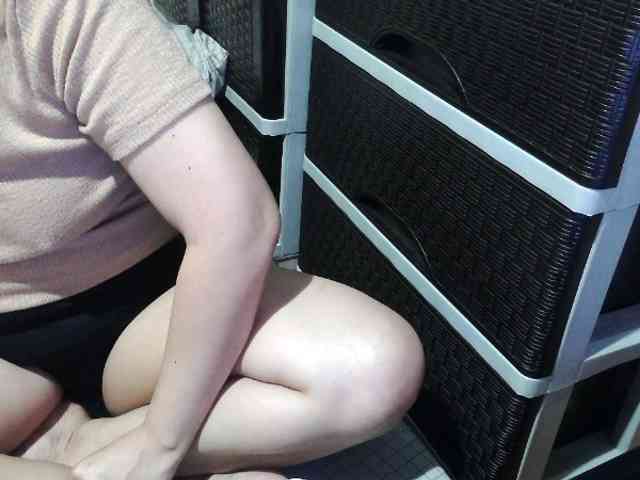 Cassiee webcam