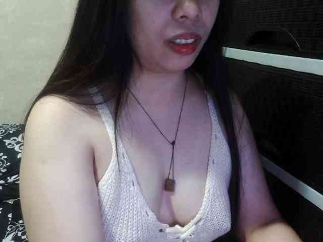 Cassiee webcam