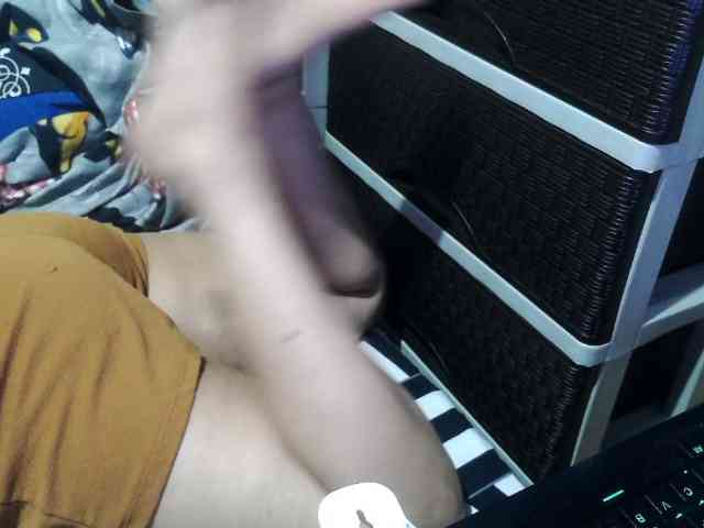 Cassiee webcam