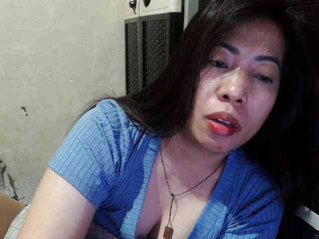 Cassiee webcam