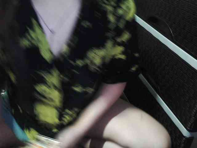 Cassiee webcam