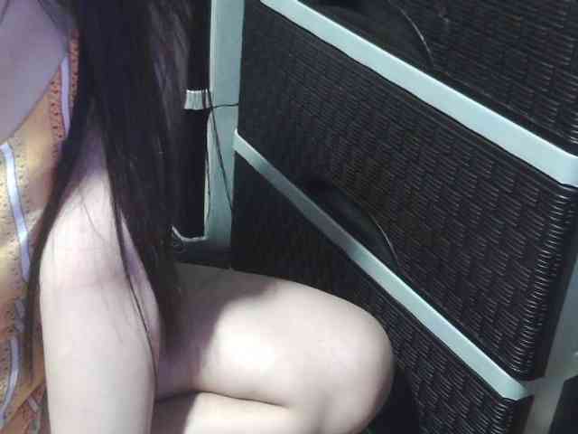 Cassiee webcam