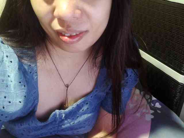 Cassiee webcam
