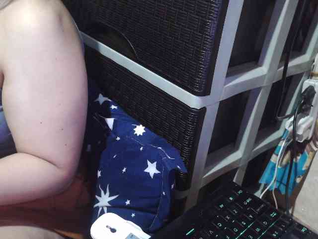 Cassiee webcam