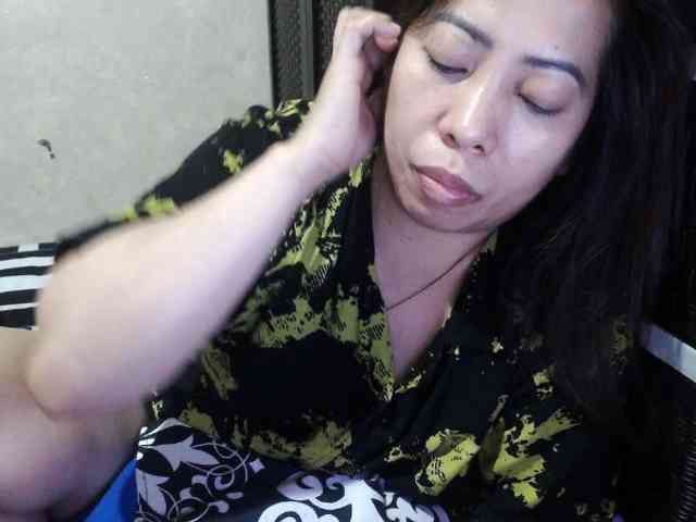 Cassiee webcam