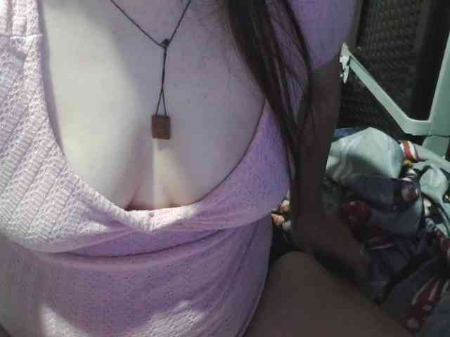 Cassiee webcam