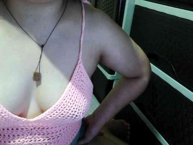 Cassiee webcam