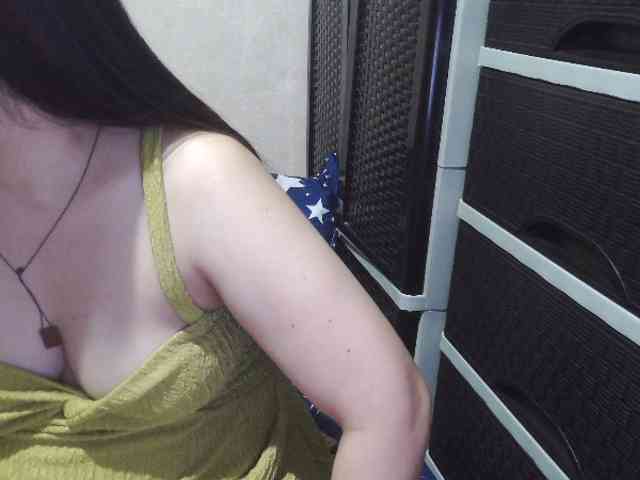 Cassiee webcam