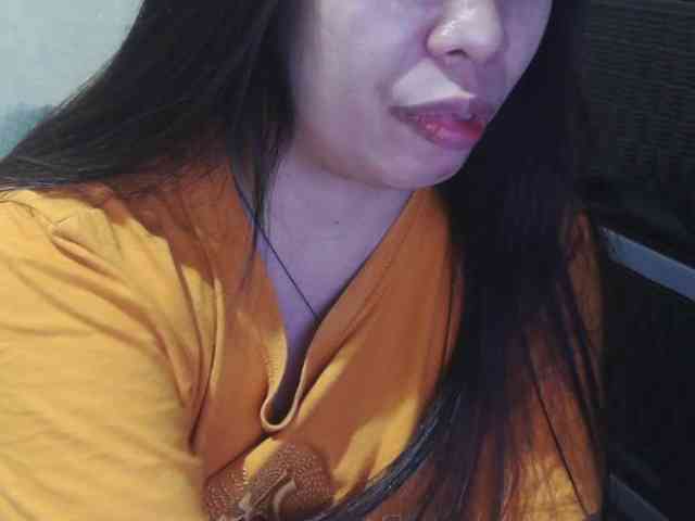 Cassiee webcam