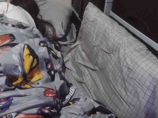 Cassiee webcam
