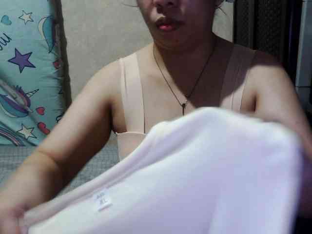 Cassiee webcam